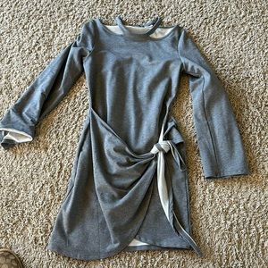 June xsmall open shoulder long sleeve drop waist dress like new